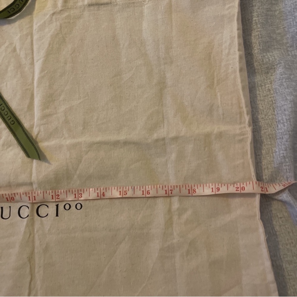 Gucci Beige Tote with Olive Ribbon - Picture 2 of 7
